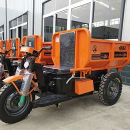 電動(dòng)工程三輪車(chē)載重1噸翻斗三輪車(chē)?yán)炷嗤两ㄖさ赜每蛇x購(gòu)